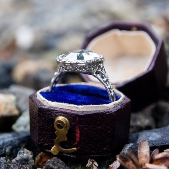 Dainty Noble Anillos Large Oval Pure Zircon Silver Plated Vintage Ring, UNVN1205 - Picture 3 of 8